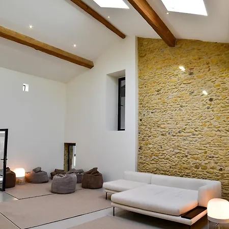 Molinant, Evasion En Pierres Dorees Villa *